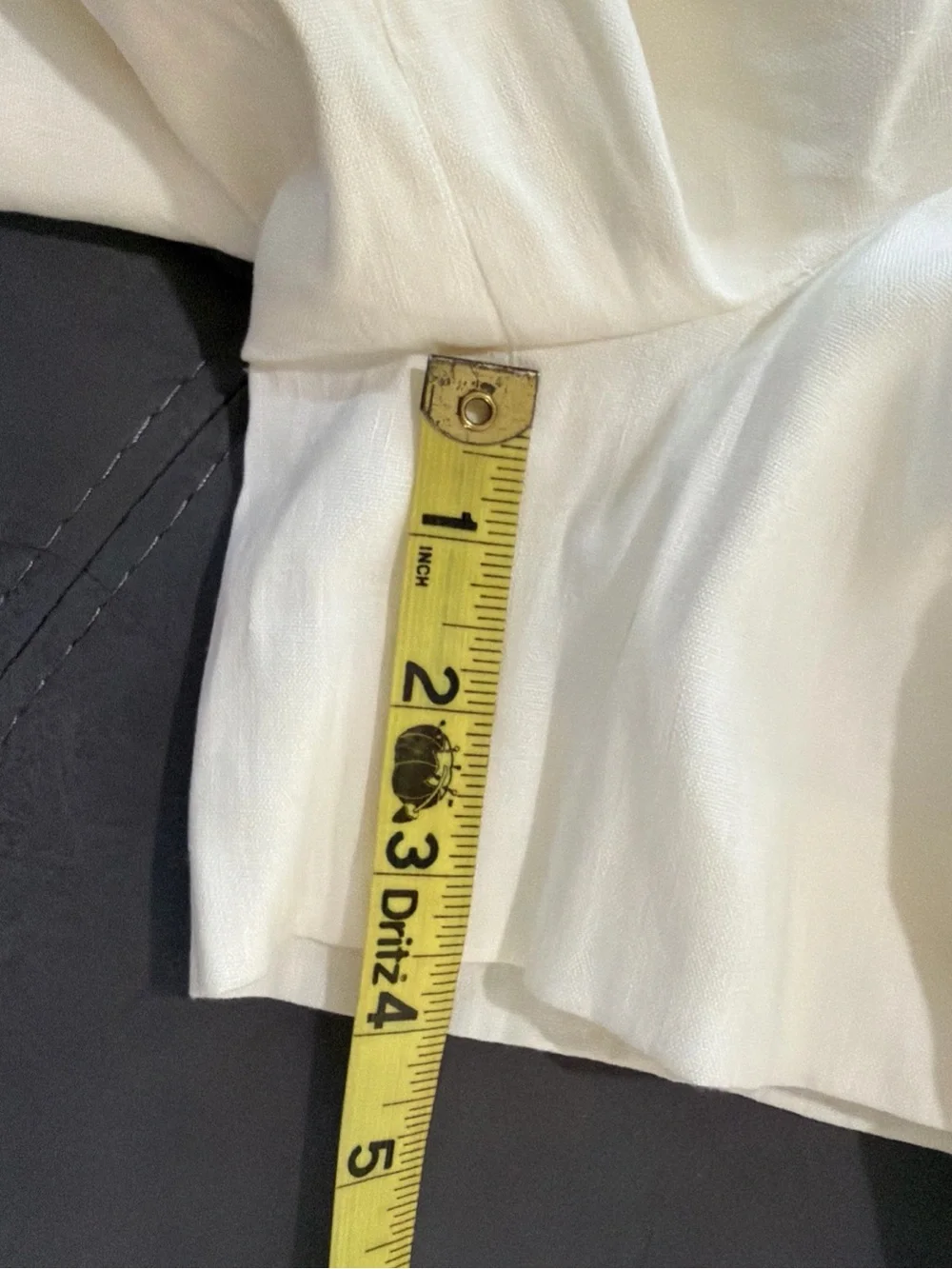 ANTONIO MELANI Cream High-Waist Pleated Shorts